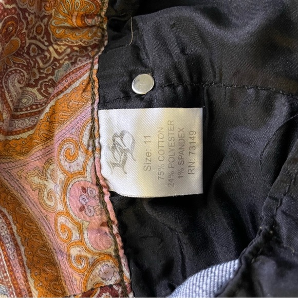 Boom Boom Bermuda Denim Shorts – Size 11 – Y2K Paisley Lined - Picture 6 of 6